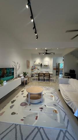 Double Storey Terrace House For Sale, Negotiable, Saujana Utama 1