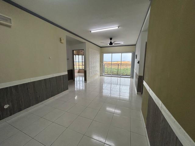Residensi Laguna Biru 2 2