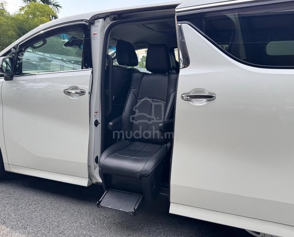 2019 Toyota ALPHARD 2.5 WELCAB SEAT BLACK INTERIOR - 1