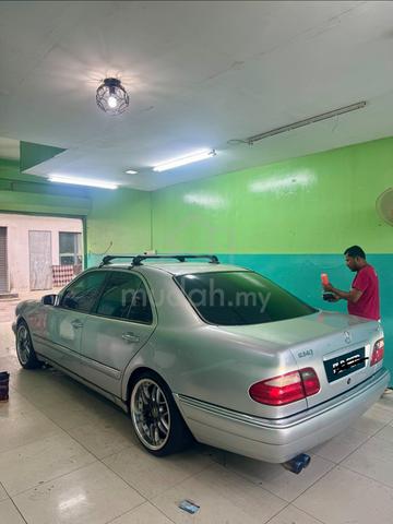 1995 Mercedes Benz 230E 2.0 (M) - 4
