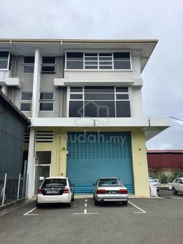 Kolombong warehouse / makat / 3 storey corner / for sale 1