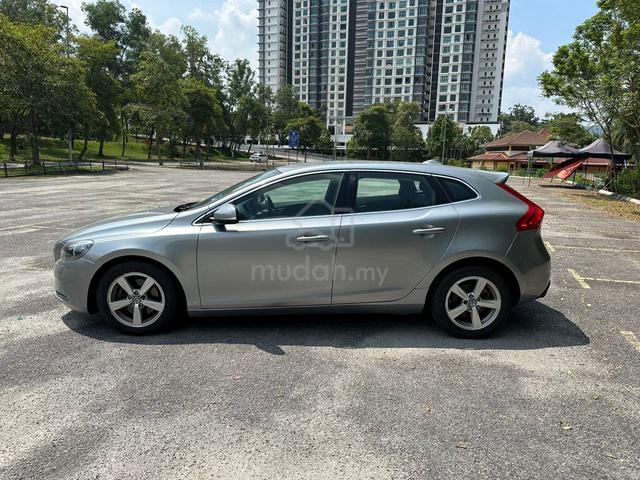 2014 Volvo V40 T4 1.6 SPORTS TURBO HATCHBACK COUPE - 4