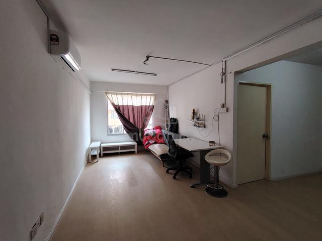 Flat Sri Lanang (Desa Tebrau) 1