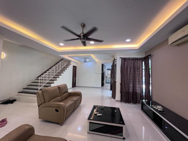 Fully Renovated 2.5 Storey Semi-D 1