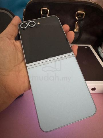 samsung z flip 6 to let go - photo 2 of 6