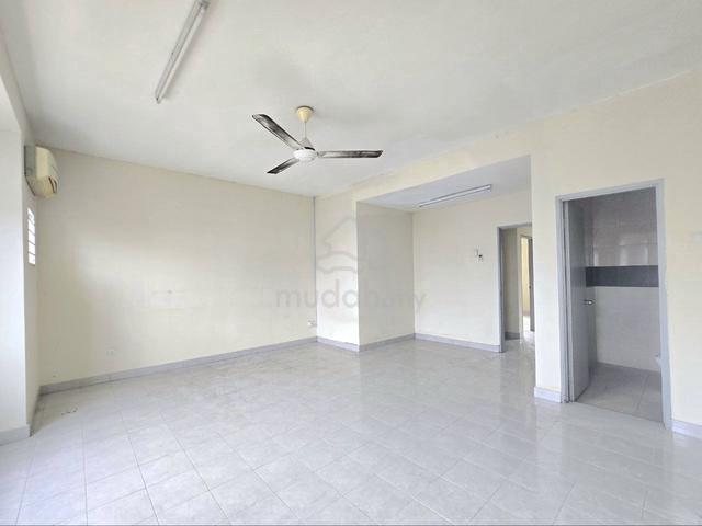 2 Storey Terrace  Kemuning Greenhills 3 Bukit Rimau, Seksyen 32 5