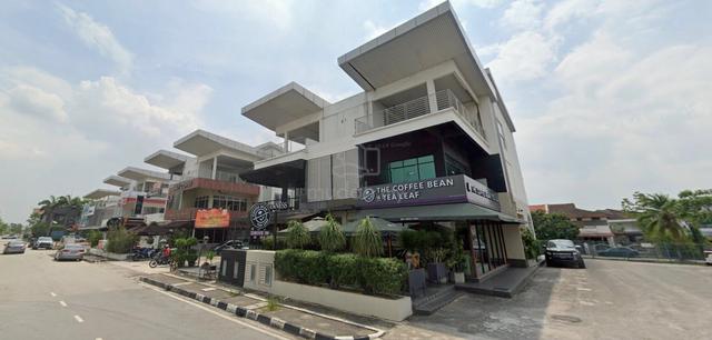 Alma Semi D Commercial Shop l Face Mainroad l High Exposure 1