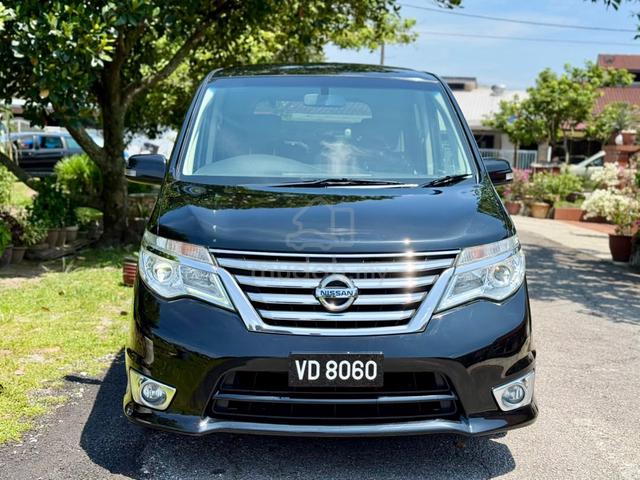 ON THE ROAD 2016 Nissan SERENA 2.0 - 4