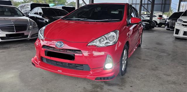 2013 Toyota PRIUS C 1.5 TRD SPORTIVO (HYBRID) (A) - 2