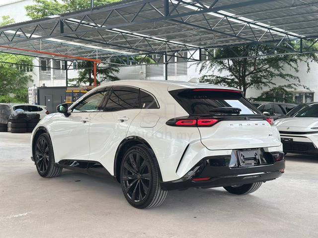 2024 Toyota CROWN SPORT 2.5L Z SUV *HEV - 2