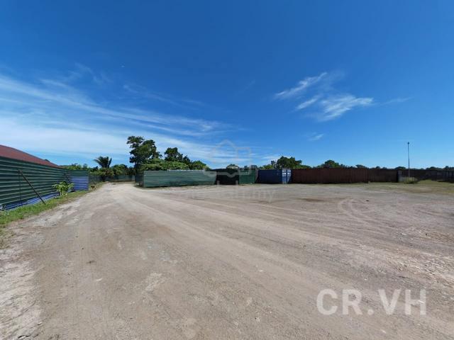 Johan Setia Klang Beside Main Road Flat Land with Fencing 35100sf Rent 2