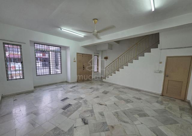 [Kitchen Top] 2 Sty Taman Bukit Semenyih Mewah Kaseh Height 1