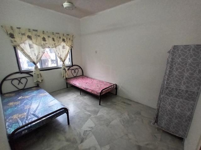Bilik Sewa Perempuan(Sek.28 ShahAlam) 1