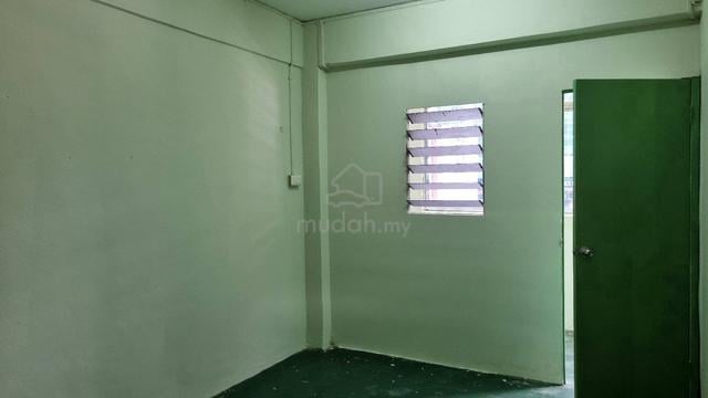 Basic Room to rent 1