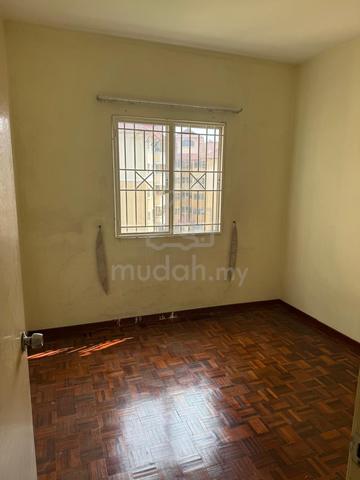 Sri Penaga Apartment 1