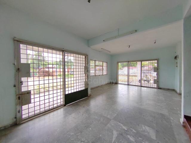 【Above Expectations 】Taman Petani Jaya -Double Storey CORNER LOT House 1