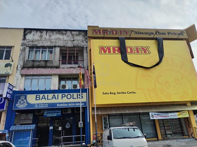 3 Storey Shop @ Tmn Sg Besi Indah, Balakong 1