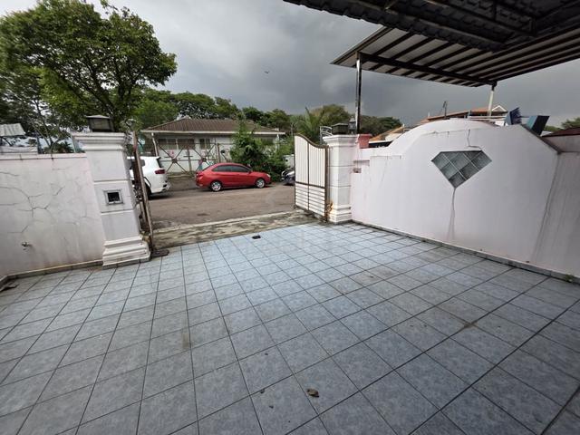 bukit indah unblock view freehold terrace walk to petronas, shops 1