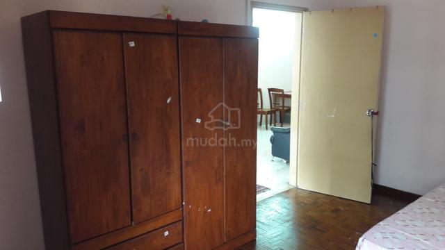 Palm Court (Brickfields) 1