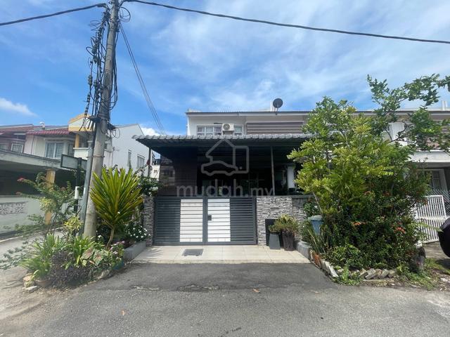 End Lot Double Storey Taman Langat Utama Banting 1