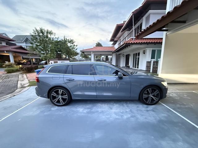 2022 Volvo V60 2.0 RECHARGE T8 (A) - 2