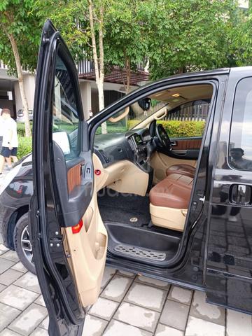 2014 Hyundai GRAND STAREX 2.5 ROYALE DELUXE (A) - 4