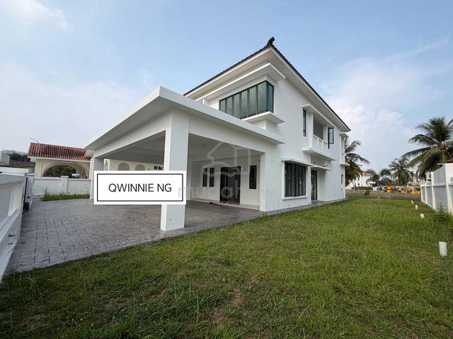 2storey Bungalow @ Dedaun Village Lake view Batu Kawan Tambun Industry 1