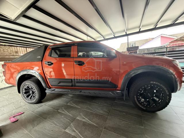 2023 Isuzu D-MAX 1.9 STANDARD AT MY23 (A) - 4