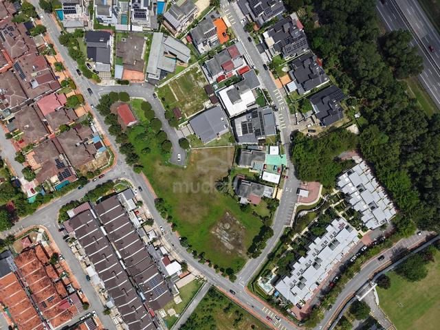 CORNER FLAT LAND BUNGALOW LOT ,JALAN KRISTAL , SEKYEN 7,S alam 1