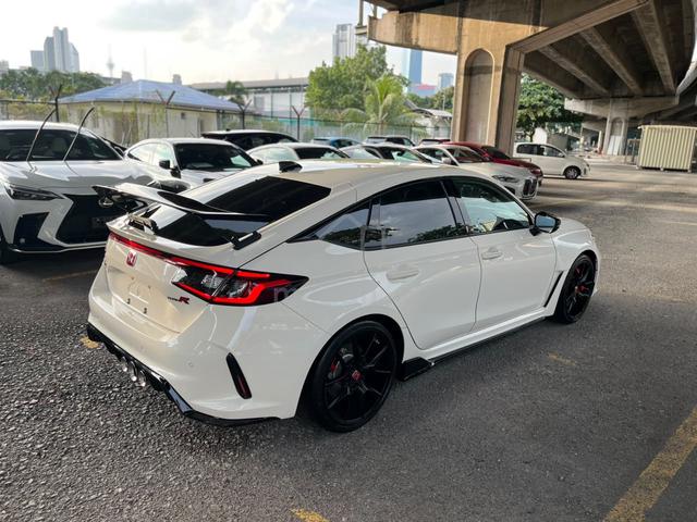 2024 Honda CIVIC 2.0 TYPE R | 5A | 6K KM | LIKENEW - 3