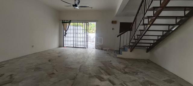 2 storey house @ bandar mahkota cheras Sekn 5 1
