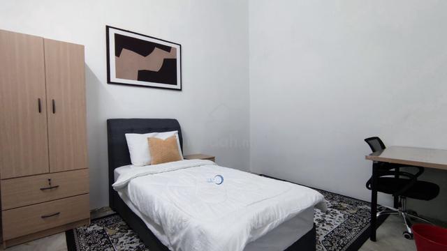 Bilik Sewa Lelaki di Taman Desa Seni area Lunas Fully Furnished 1