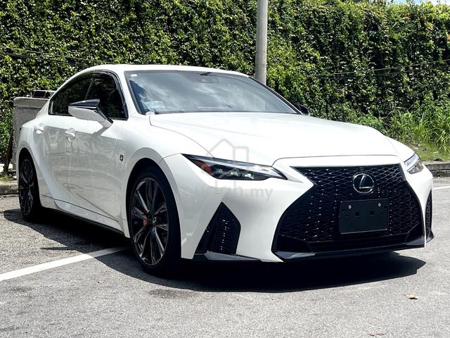 18K/KM BLACK SEAT SR 2023 Lexus IS300 2.0 F-SPORT - 1
