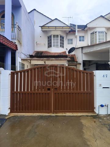 2 storey , fasa 9/9 , taman sri gombak . 1