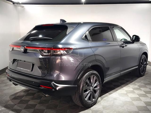 2024 Honda HR-V 1.5 V Spec Turbo 1Owner Like New - 2