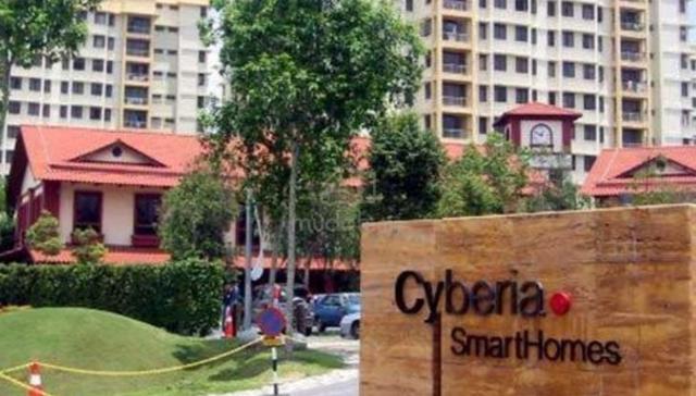 Cyberia DIRECT OWNER FREE INTERNET ARC Cyberjaya room MMU UOC CITY 1
