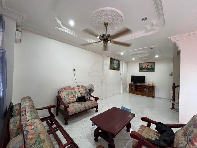 Below Mkt & Bank value Refurbished 2 Sty house at Bercham Ipoh 1