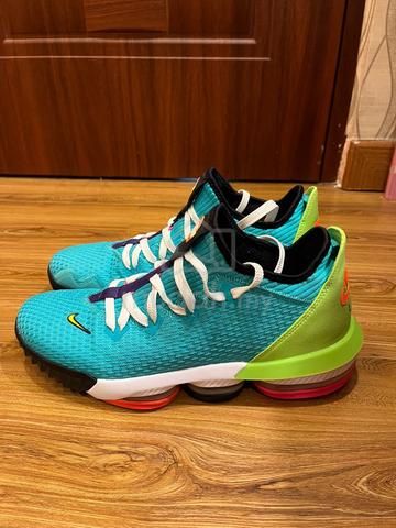 Nike LeBron 16 low - photo 4 of 5