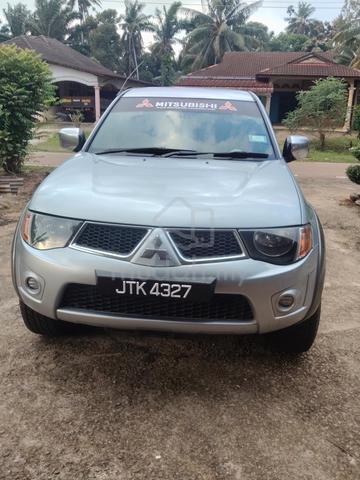 2011 Mitsubishi TRITON 2.5 LITE KA4TNJNMR - 4
