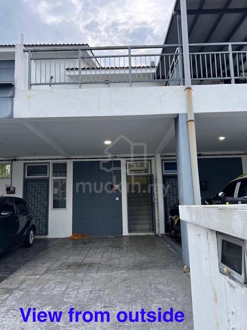 Good Big Upper Floor Townhouse Simfoni Perdana Puncak Alam For Rent 1