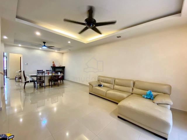 Double Storey Terrace Jasmin, Denai Alam Jalan Elektron U16/93, Shah 1