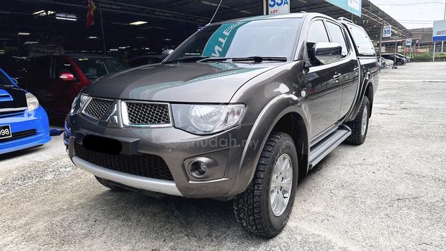 Mitsubishi TRITON 2.5 (A) 4X4 1 OWNER CARKING - 2