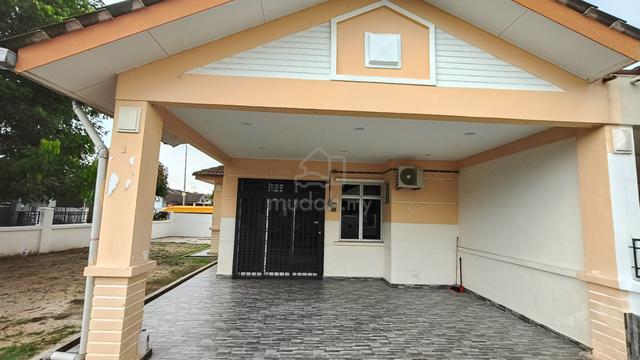 Corner Sigle Storey House at JP Perdana Jaya Putra 3 1