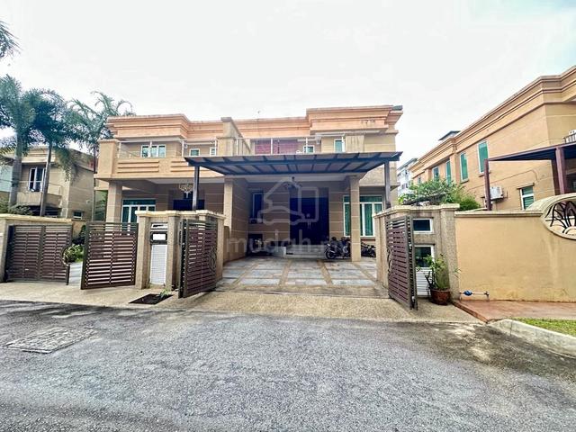 FREEHOLD ! RENOVATED ! 2.5 Storey Semi D Kemensah Mewah, Ampang 1