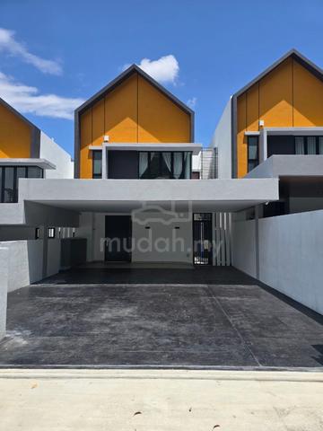 BRAND NEW 2.5 Storey Superlink Home @ East 57, Taman Melawati 1