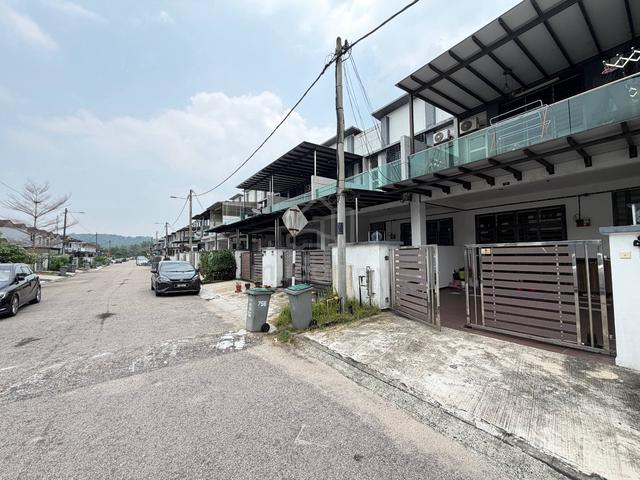 LA garden @ Taman Pulai Jaya, 2-storey terrace 18x65 1
