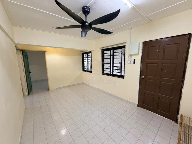 Flat Ledang 1