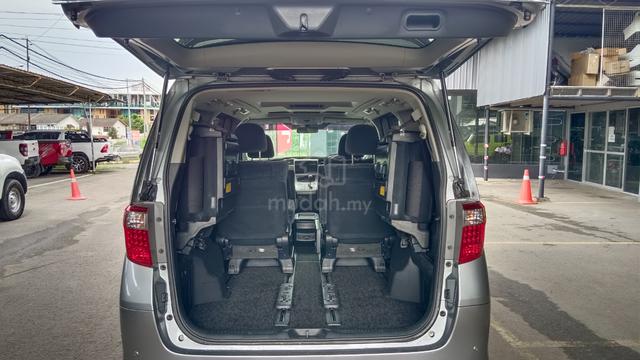 2008/15 Toyota Alphard 3.5 V6 MPV 7 Seater - 5