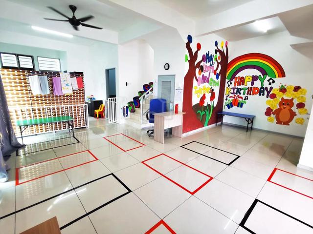 Facing Open Corner lot 2 storey terrace taman saujana KLIA Sepang 1