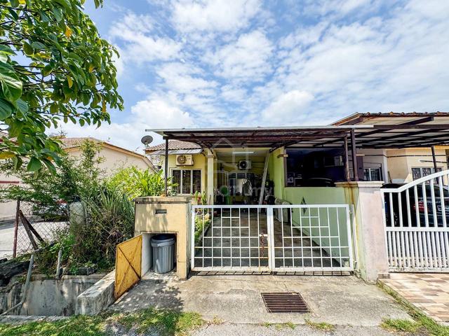 FULL LOAN! End Lot Single Storey Terrace Bandar Tasik Puteri Rawang 1